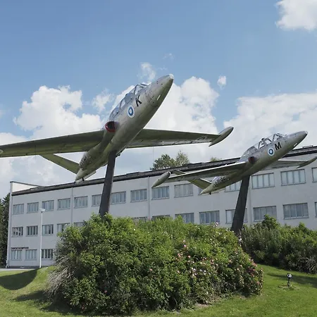 Hotel Lentohotelli *